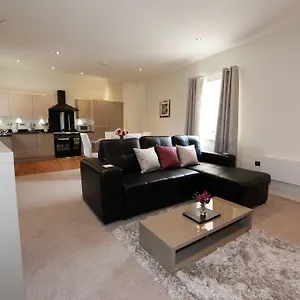 Hunter House Free Parking Onsite Apartment